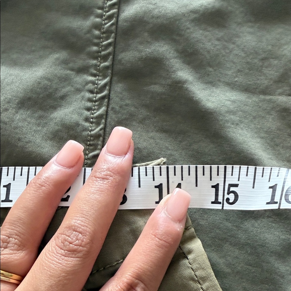 Joie Aerial Utility Jogger Pants in Fatigue| Sz 6 - Picture 5 of 11